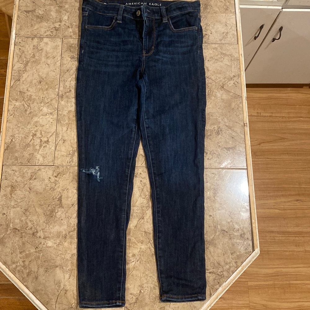 Worn once. American Eagle high rise jeggings.